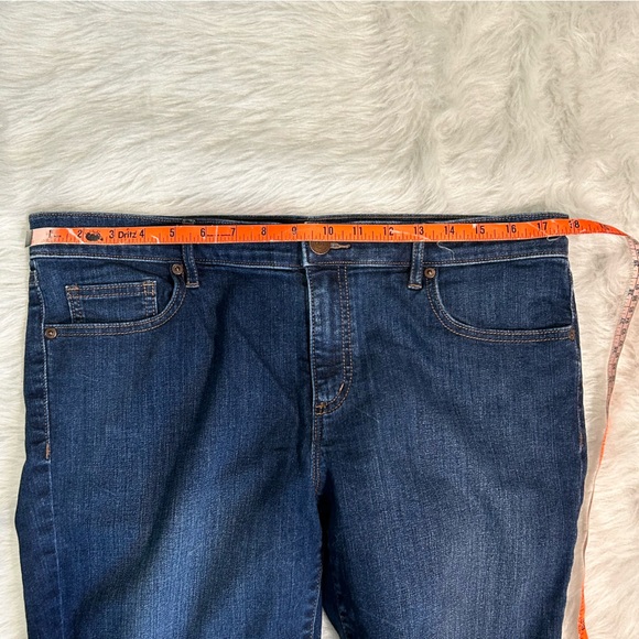 Ann Taylor Loft Raw Hem Shorts - Picture 6 of 6